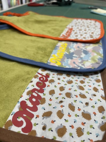 Atelier création de 3 bavoirs personnalisés