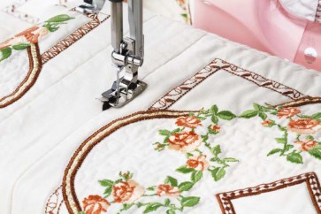 Pied pour quilt et couture (avec guide au milieu)