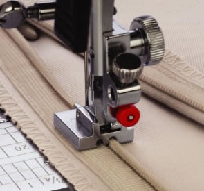 Pied fermeture invisible