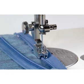 Pied fermeture invisible